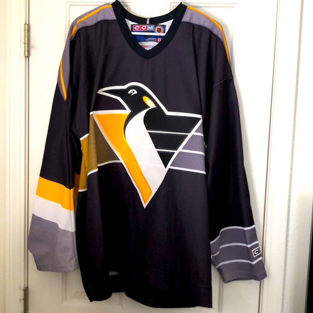 Vintage Pittsburgh Penguins jersey